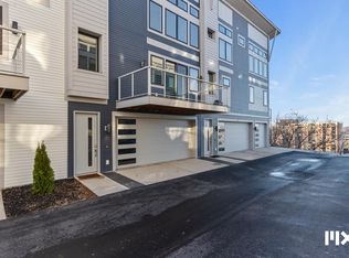 631 Fairview Ave NE #2, Grand Rapids, MI 49503