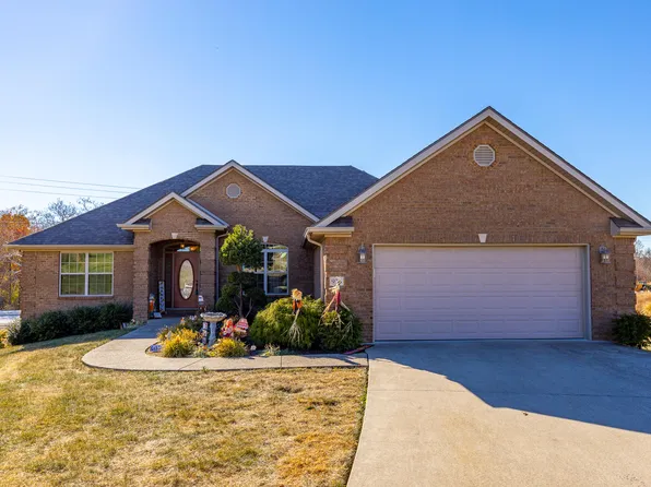 936 Cabernet Dr, Berea, KY 40403