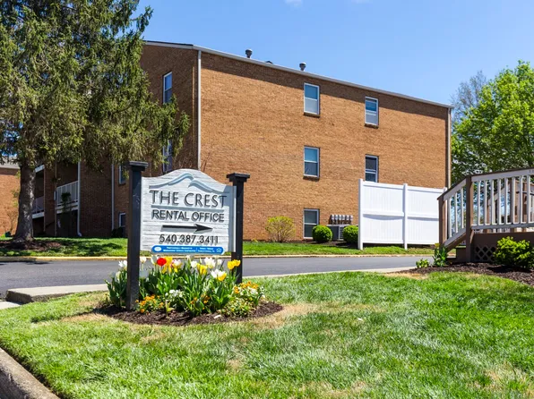 The Crest Apartments