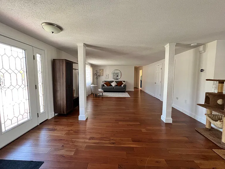 12 Gassett Rd — Photo 10