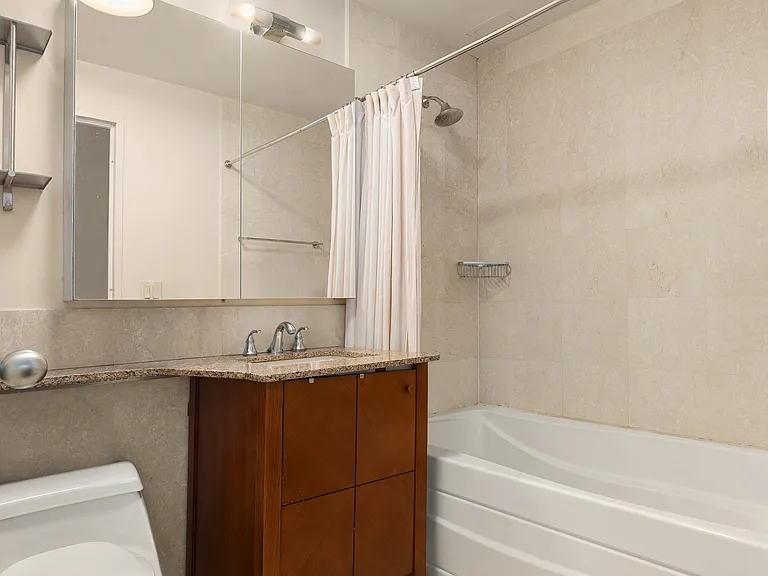 1485 5th Ave #9D — Photo 5