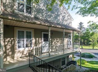 747 Sparrow Ln #C3, Langhorne, PA 19047
