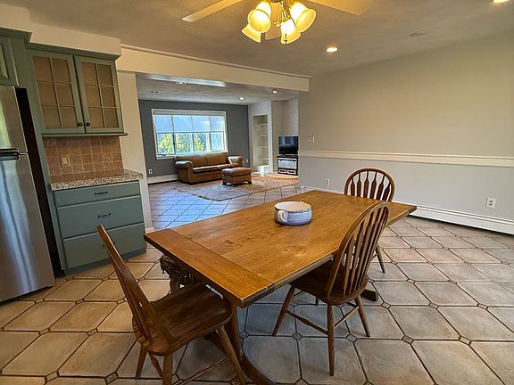 4th image of 46 Agrillo Cir