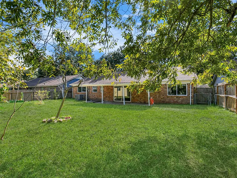 9622 Vilven Ln — Photo 36