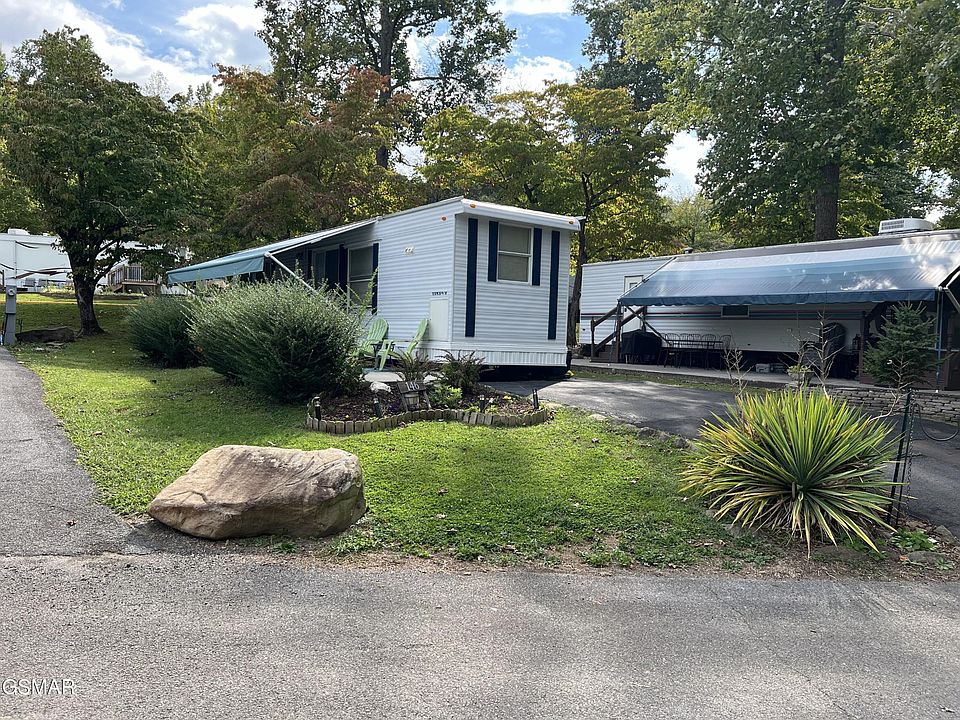 1st image of 4229 E Pkwy #146-lot 146