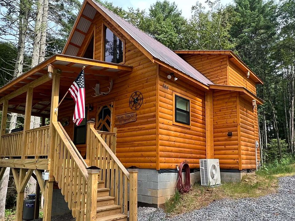 2nd image of 144 Rushmore Ln