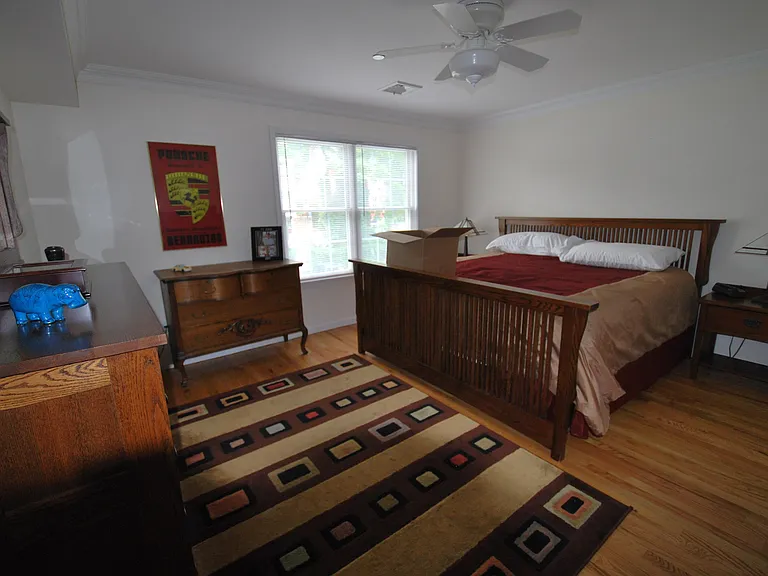 218 Main St #102 — Photo 10
