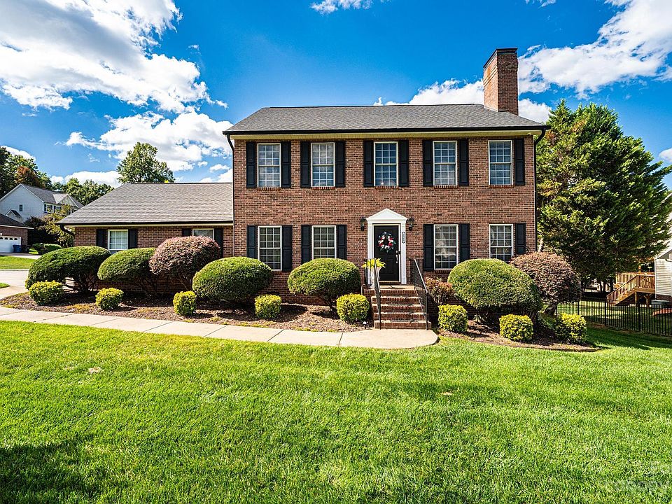 1st image of 2565 Ironwood Dr