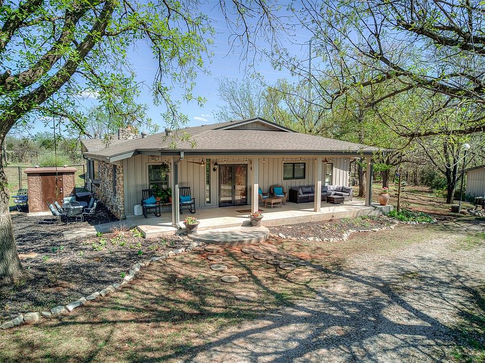 1st image of 227 Abney SW