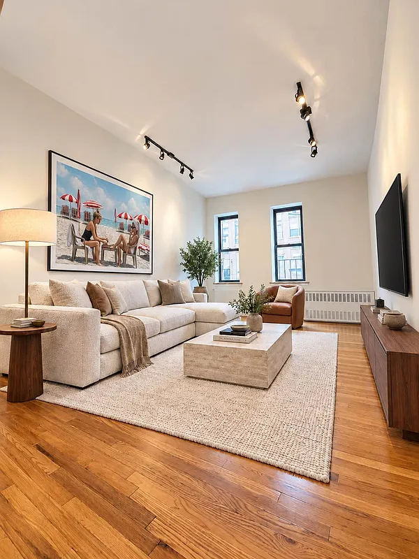 207 East 89th Street A15