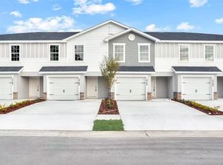 2752 Walden Town Cir, Plant City, FL 33566