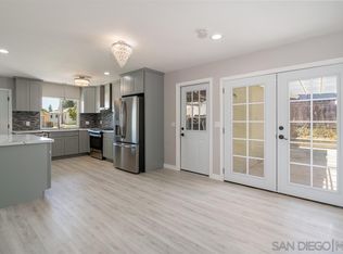 9932 Via Debbie, Santee, CA 92071