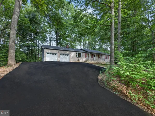 23 Greenridge Dr, Stafford, VA 22554
