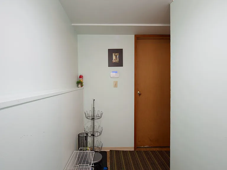 8290 Montcalm St #BASEMENT — Photo 13