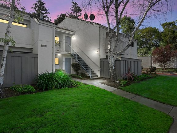 2nd image of 1055 N Capitol Ave APT 128