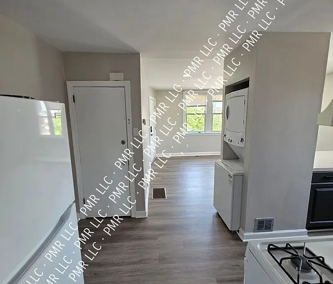4344 Vista St #1 — Photo 24