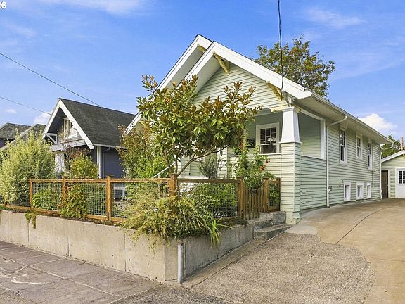 2nd image of 1307 SE 48th Ave