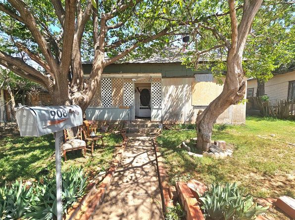 908 Pecan St, Sweetwater, TX 79556