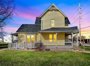 311 W 4th St, Tipton, IA 52772