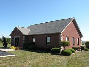 1st image of 14 Commerce Dr
