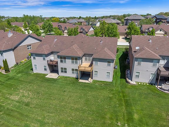 3rd image of 10015 Prairie Knoll Ct
