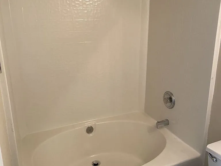 4924 Aldersbrook Dr — Photo 14