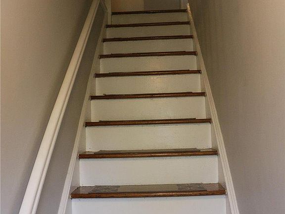 4th image of 21911 75th Ave Floor 2