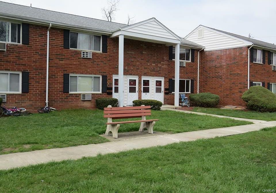 1st image of 66 Manor Dr