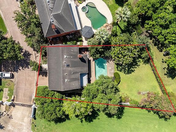 4th image of 57 Foxhall Crescent Drive