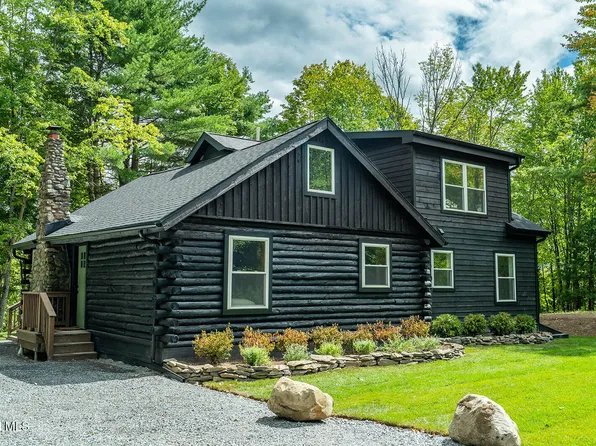 131 Powderhorn Way, Cossayuna, NY 12823