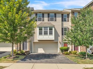 305 Broadstone Dr, Mars, PA 16046
