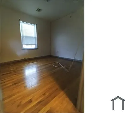 30 Kent St #3 — Photo 10