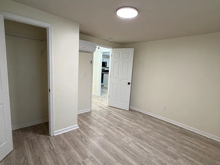 532 W 4th Ave — Photo 4