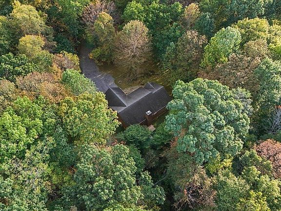 4th image of 2127 David Miller Rd