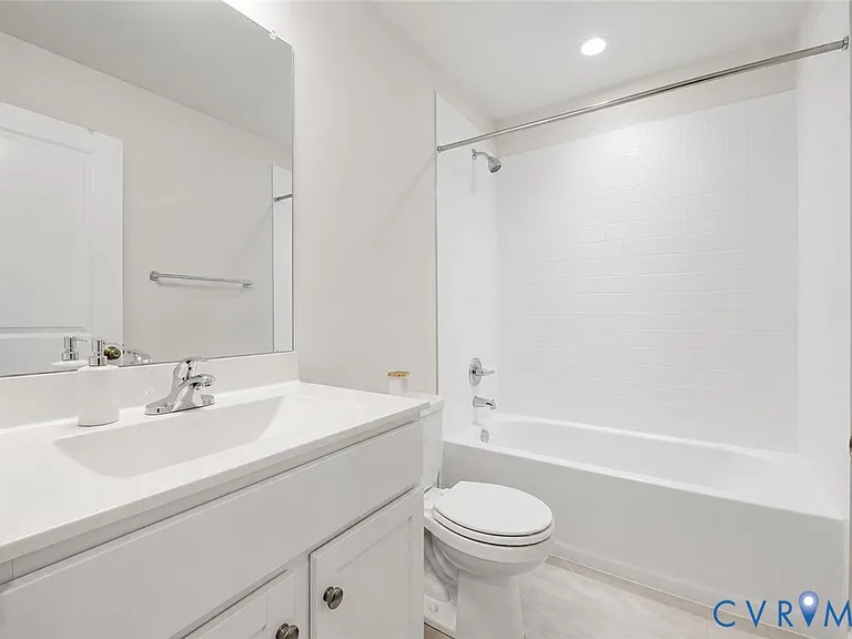 4019 Grand Reserve Ln — Photo 13