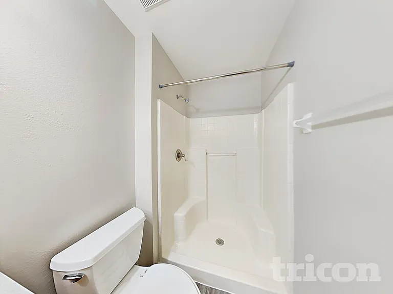 353 Comfort Dr — Photo 8