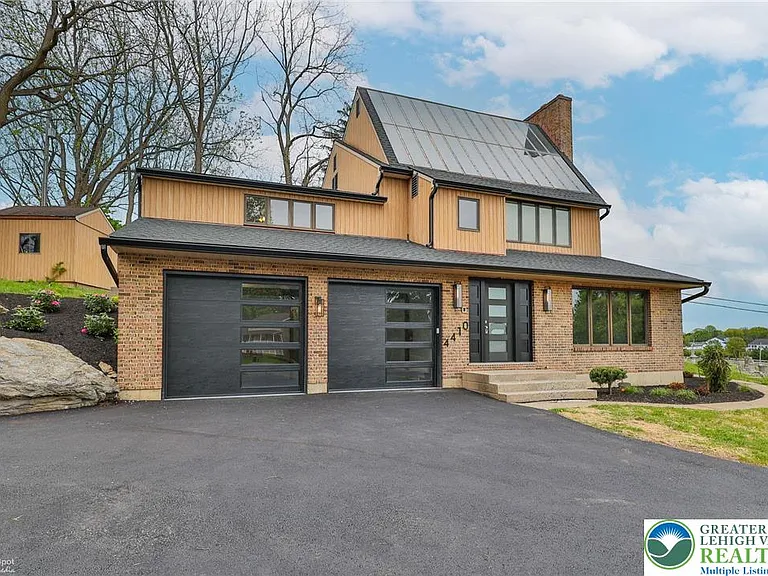 4410 Circle Dr — Photo 5