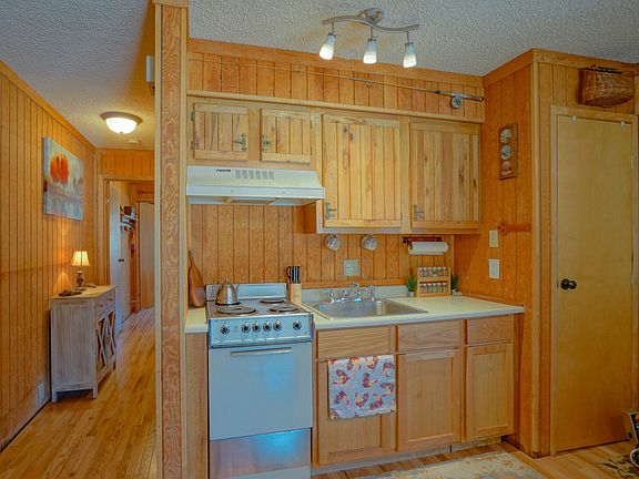 5th image of 1420 Panadero Ave #21