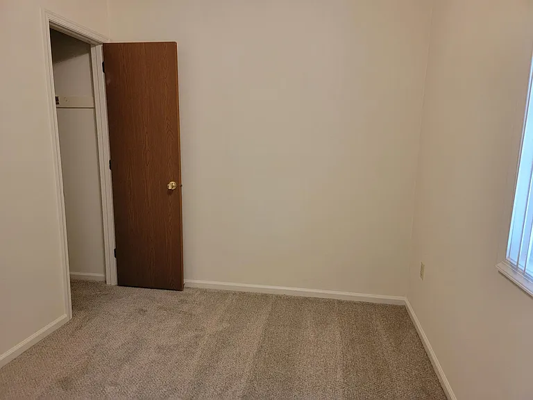 76 Akron Rd — Photo 17