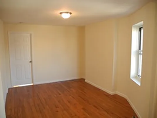 Rented by Vickers Realty | media 23