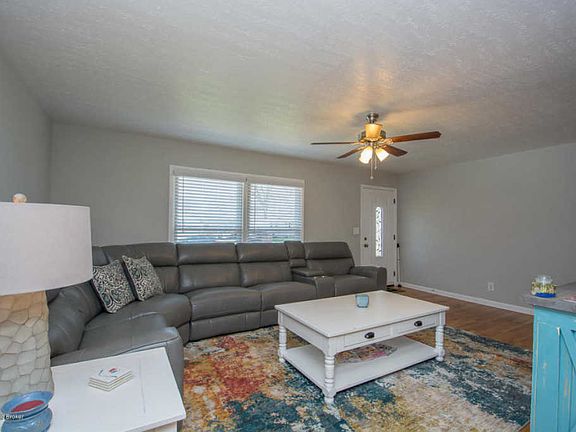 5th image of 4904 Glenna Way