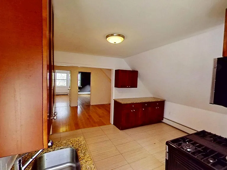 316 Summer Ave #3 — Photo 13