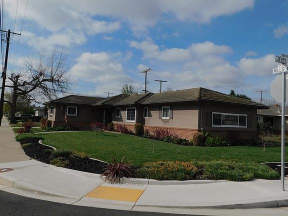 4th image of 23 N Mills Ave
