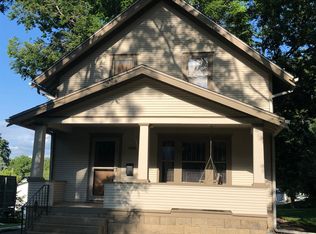 1008 Iowa St, Cedar Falls, IA 50613