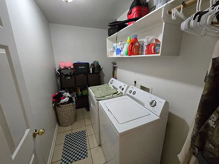 2820 Hard Rock Cir — Photo 5