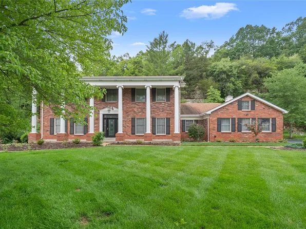 13222 Hawkshead Ct, Saint Louis, MO 63131