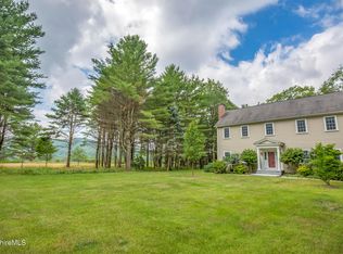 12 Castle Hill Rd, Stockbridge, MA 01262