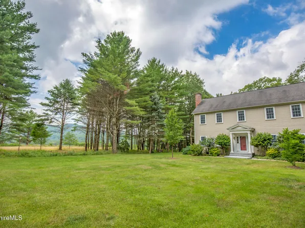 12 Castle Hill Rd, Stockbridge, MA 01262