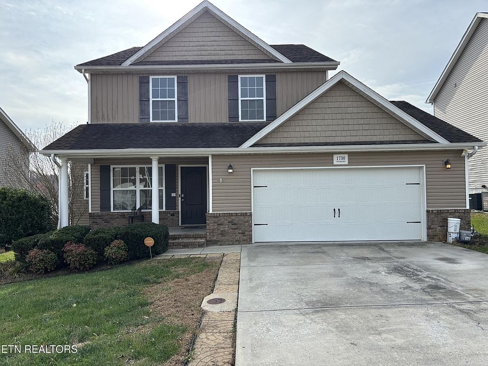 1st image of 1730 Point Wood Dr