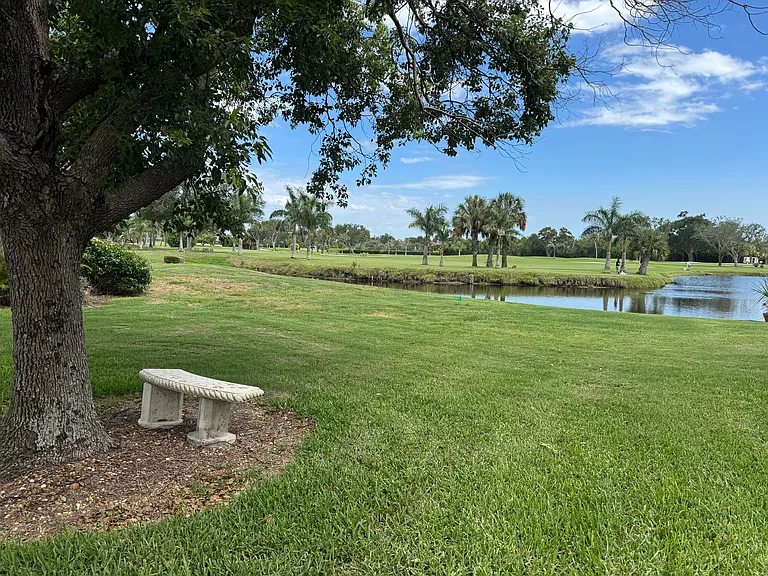 1320 Pelican Creek Xing — Photo 32